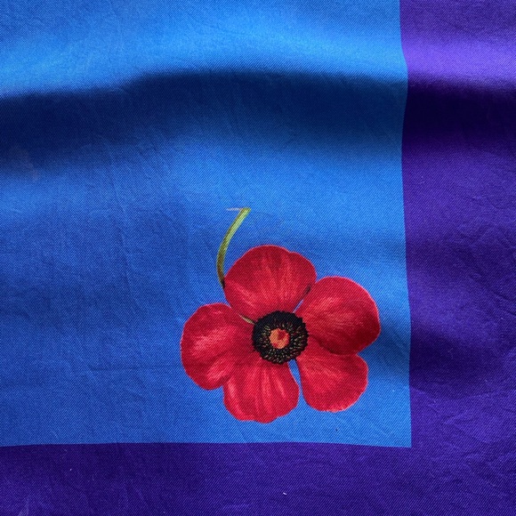 GUCCI AUTHENTIC VINTAGE BLUE ON BLUE LOGO 100% SILK - Picture 2 of 16